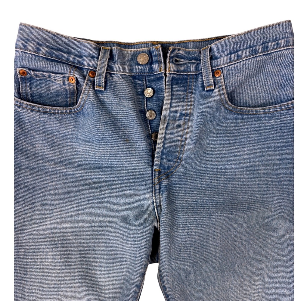 Levis Premium 501 Original Fit Jeans Light Wash Blue Button Fly W27 L30 - Picture 2 of 7